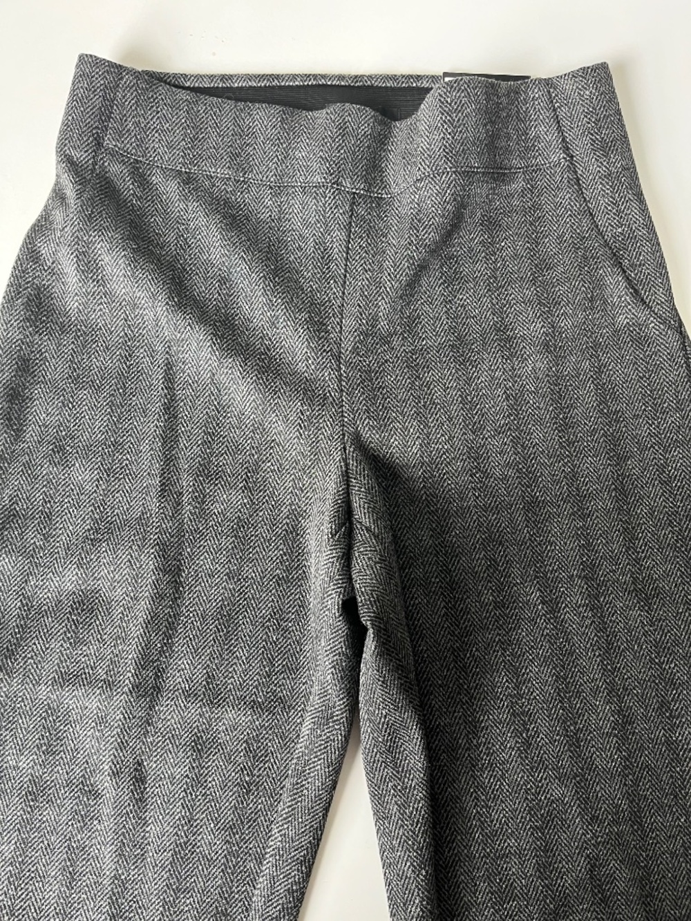 Simply Vera Wang ! Dress pants size Small Short! NWT! Never been worn ! - Picture 6 of 6
